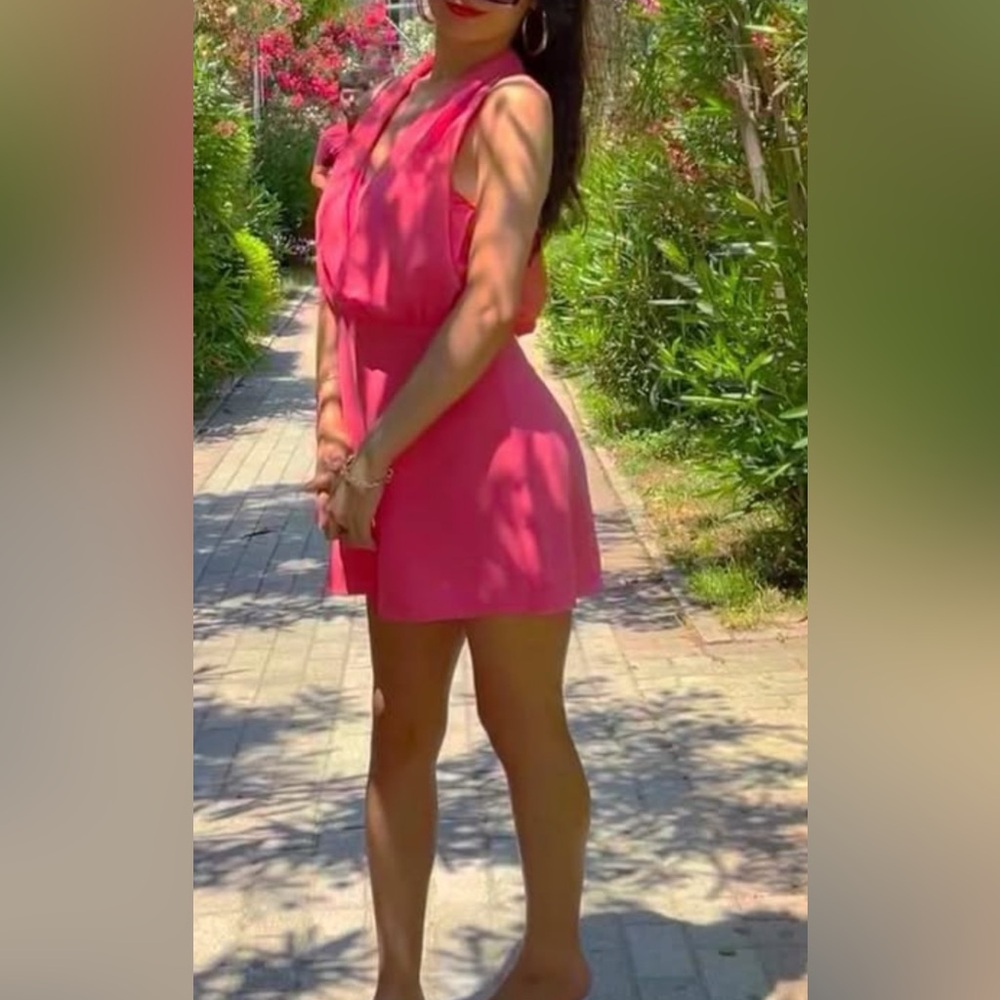 Elegant Pink Sleeveless ROMPER